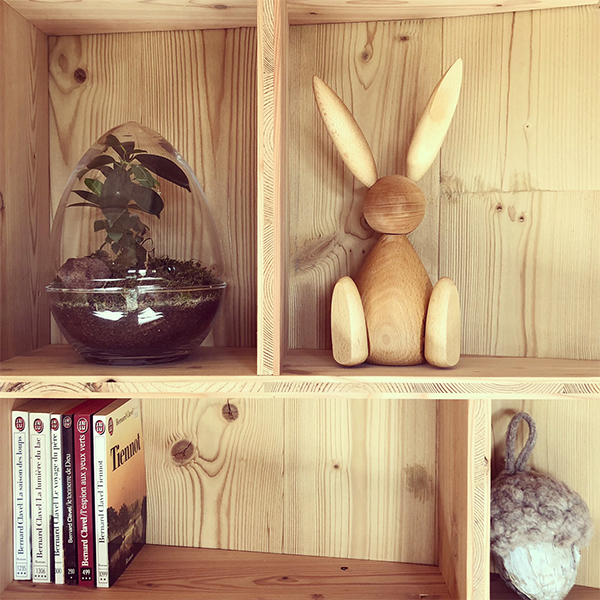 Lapin en bois.